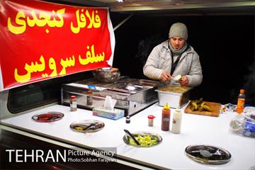 هواداران شب قبل از شهرآورد ۸۴ 17
