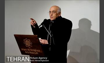 تولد ماه، فخرالدین فخرالدینی 7