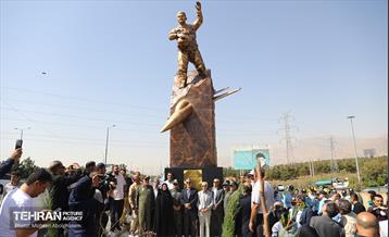 رونمایی از تندیس سرلشکر خلبان شهید بابایی 10
