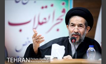 نشست شهردار تهران با ائمه جماعات در آستانه دهه فجر 11