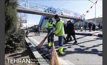 خدمات شهرداری تهران در پایان راهپیمایی ۲۲ بهمن 11
