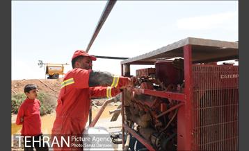 عملیات تخلیه کامل آب شهرک مسکونی پیام اهواز 19