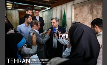 حضور شهردار تهران در صحن علنی شورا شهر 17