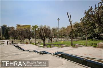 بوستان نیاوران در یک روز آفتابی 8