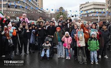 جشن نیمه‌شعبان در میدان ولی‌عصر (عج) - 3 38