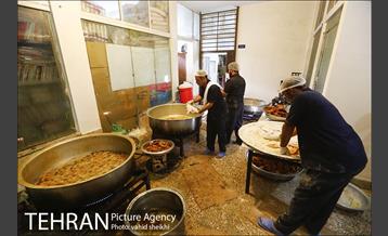توزیع 3300 پرس غذا بین نیازمندان با کمک های مردمی 13