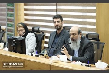 جلسه هم‌اندیشی جمعی از مهندسان حوزه شهرسازی و ترافیک با شهردار تهران 6