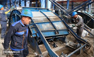 بازدید شهردار و استاندار تهران از سد لار 25