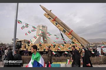 چهل‌و‌‌هفتمین جشن پیروزی انقلاب اسلامی - 2 13