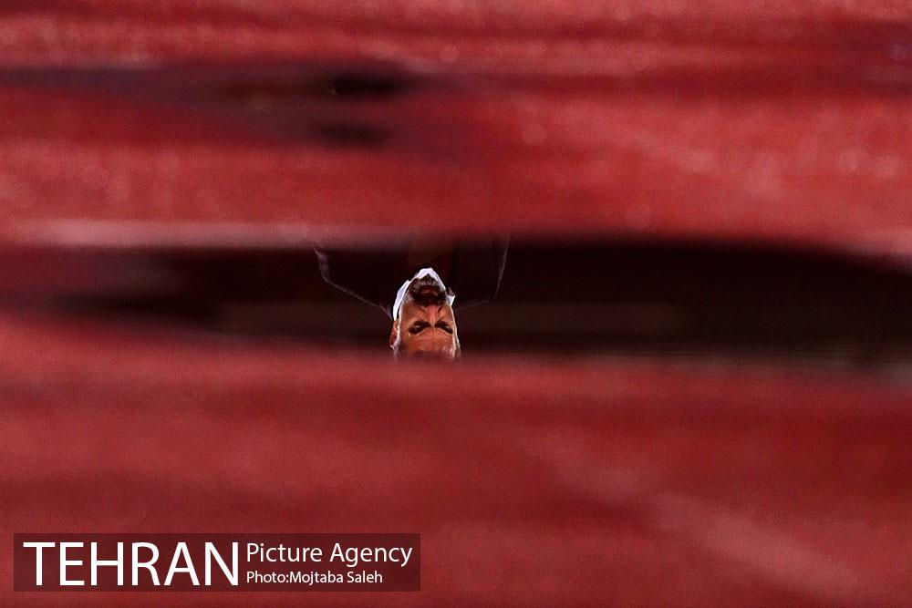 دیدار تیم‌های فوتبال استقلال و صنعت نفت آبادان  21