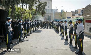 مراسم تشییع و خاکسپاری لاله های زهرایی در منطقه 5