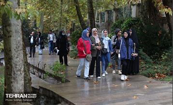 بازدید دانشجویان خارجی از مجموعه فرهنگی تاریخی سعدآباد 32