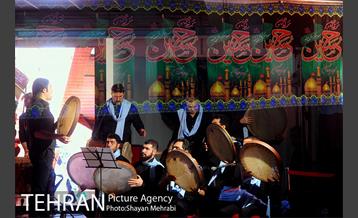 ویژه برنامه "سوگ آواهای کهن" در برج میلاد 17