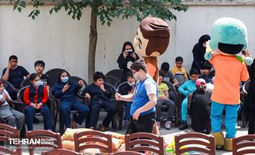 مراسم تقدیر از معلمان مدرسه کودکان اتیسم 2