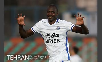 دیدار تیم های فوتبال پیکان و استقلال تهران 9