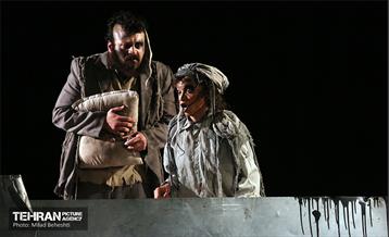 نمایش مطلق‎‎ 4