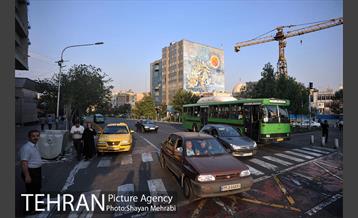 میدان ولیعصر(عج) 33