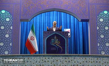 حضور شهردار تهران در نماز جمعه 5