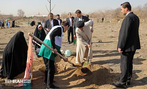 نکوداشت روز درخت‌کاری با حضور رئیس جمهور