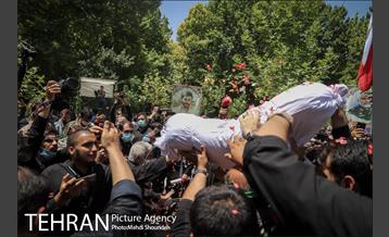 مراسم تشییع و خاکسپاری دو شهید گمنام دفاع مقدس در بوستان اندیشه 21