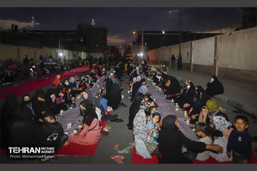 توزیع ۷۰۰۰ بسته افطاری ساده در ۳ محله منطقه۱۶