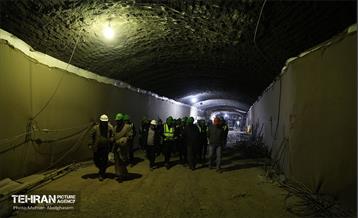 بازدید دانشجویان از پروژه ایستگاه مترو تختی 21