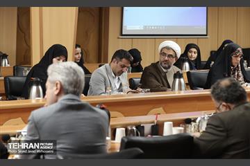 هفدهمین جلسه قرارگاه اجتماعی کلان‌شهر تهران 15