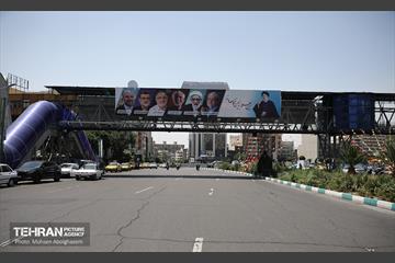 نصب تبلیغات نامزدهای چهاردهمین دوره انتخابات ریاست جمهوری در پایتخت 35