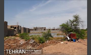 عملیات تخلیه کامل آب شهرک مسکونی پیام اهواز 30