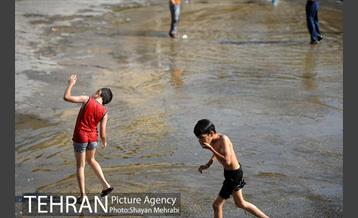 تابستان گرم  در چشمه علی 13