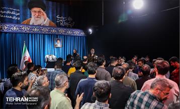 مراسم مناجات و توسل به امام زمان(عج) در رواق کشوردوست