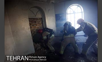 مانور آتش نشانی در شرکت اتوبوسرانی 23