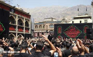 عزاداری ظهر عاشورا در امامزاده صالح (ع) 65