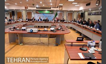 جلسه نظارت ستادی برعملکرد مناطق 22 گانه با حضور شهردار تهران 10