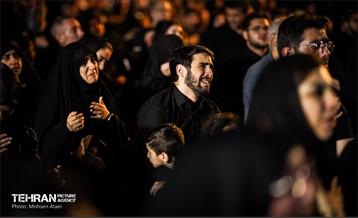 عزاداری شب چهارم محرم در هیئت ریحانة الحسین 45