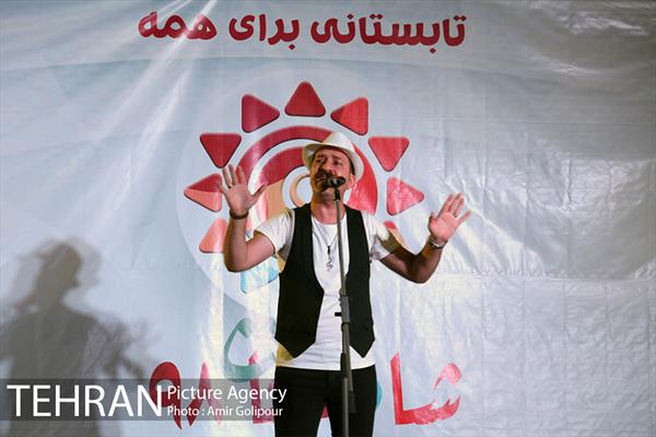 شب های شاد دریاچه خلیج‌فارس 9