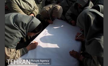 کاشت نهال در بوستان ولایت  1