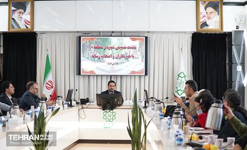 نشست خبری شهردار منطقه ۱۰ با خبرنگاران حوزه شهری 7