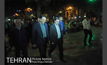 سرپرست شهرداری تهران و رئیس مرکز ارتباطات و امور بین الملل شهرداری تهران در بازدید از فعالیت‌های شبانه شهرداری و زندگی شبانه مردم تهران 13