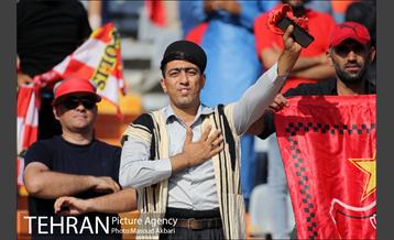 دیدار تیم های پرسپولیس و استقلال تهران 1