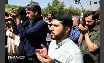 در حاشیه نماز جمعه تهران به امامت رهبر انقلاب 2