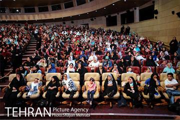 گردهمایی بزرگ هزاران لبخند در شهر 2