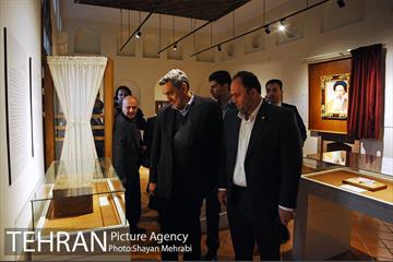 بازدید شهردار تهران از خانه موزه شهید مدرس در روز مجلس 26