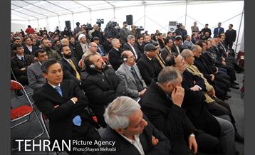 مراسم روز درختکاری با حضور شهردار تهران و رئیس مجلس 16