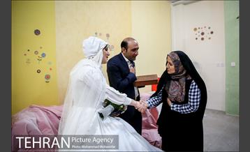 جشن ازدواج دو کارتن خواب بهبود یافته 21