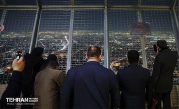 نشست صمیمی شهردار تهران با اساتید دانشگاه‌های ایران و روسیه 34