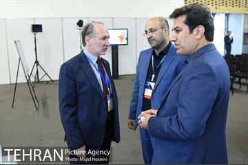 سخنرانی دکتر گیل آبادی در پنل مدیریت شهری 8