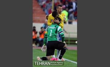 دیدار پرسپولیس و صنعت نفت آبادان در لیگ برتر فوتبال 11