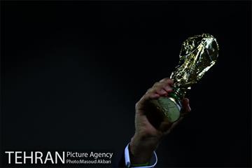 دیدار تیم‌های ملی فوتبال ایران و ازبکستان