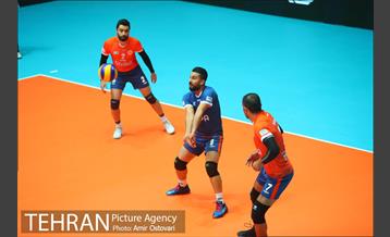 مسابقه والیبال بین ساپیا و عقاب نهاجا 9